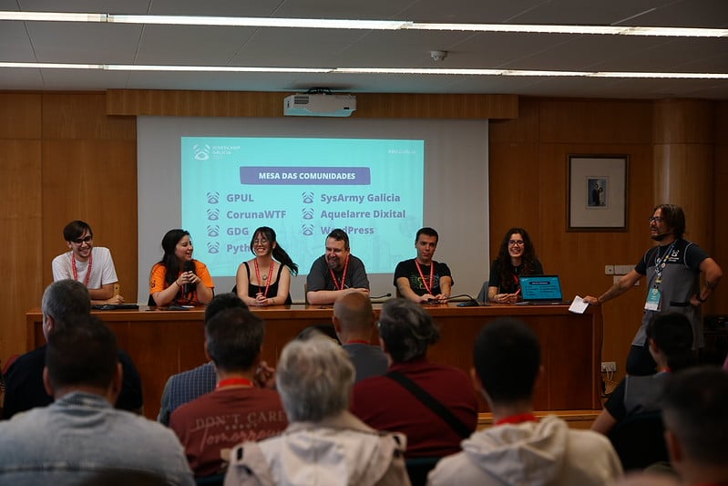 Mesa das comunidades tecnológicas WCGalicia